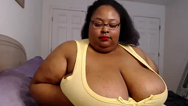 Snapshot of Loves_Aura chatting on 01/03/25, 01:27 Loves Aura online show from 01/03/25, 01:27