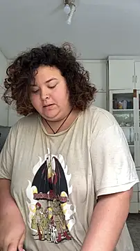 Snapshot of valentinny chatting on 11/16/25, 04:45 valentinny online show from 11/16/25, 04:45