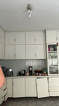 Snapshot of valentinny chatting on 12/16/25, 07:41 valentinny online show from 12/16/25, 07:41