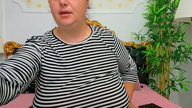 AleshaArabian online show from 05/13/26, 03:37