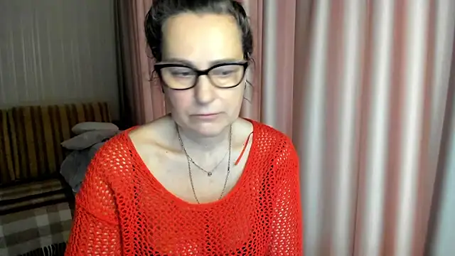 lauraoven online show from 02/17/26, 08:55