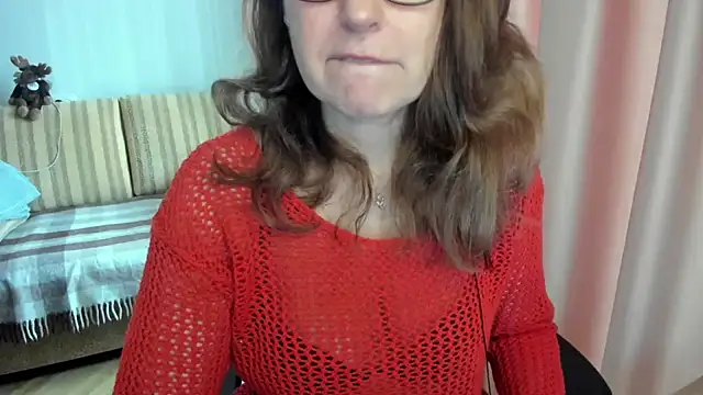 lauraoven online show from 03/26/26, 08:09