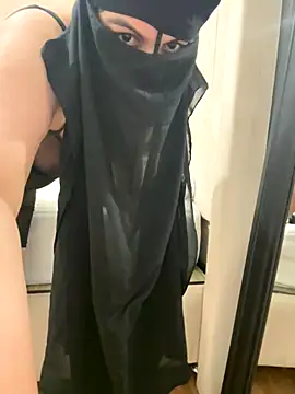 Snapshot of Marocainegroscul chatting on 10/11/25, 11:14 Marocainegroscul online show from 10/11/25, 11:14