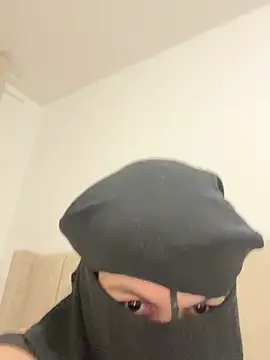 Snapshot of Marocainegroscul chatting on 03/01/26, 07:38 Marocainegroscul online show from 03/01/26, 07:38