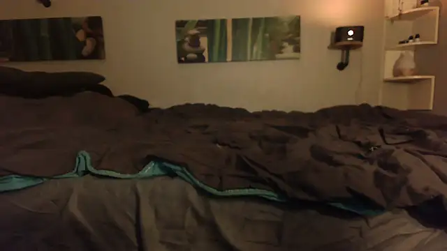 Snapshot of matrikes1 chatting on 12/07/24, 10:50 matrikes1 online show from 12/07/24, 10:50