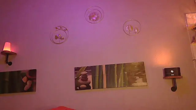 Snapshot of matrikes1 chatting on 02/24/25, 09:52 matrikes1 online show from 02/24/25, 09:52