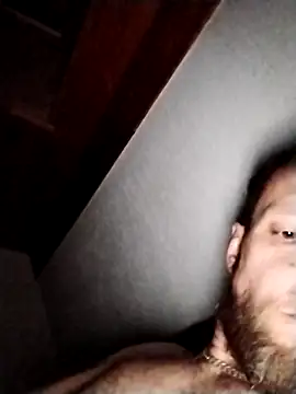 Snapshot of Kw8585kw chatting on 02/18/25, 09:09 Kw8585kw online show from 02/18/25, 09:09