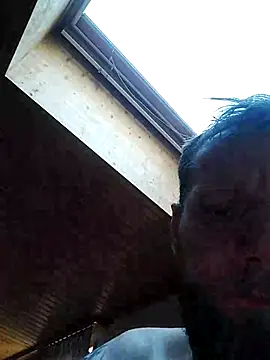 Snapshot of Kw8585kw chatting on 03/05/25, 08:32 Kw8585kw online show from 03/05/25, 08:32