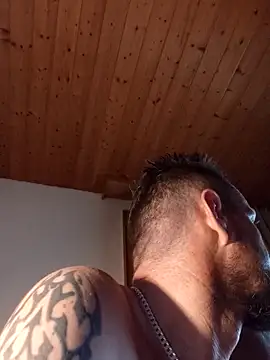 Snapshot of Kw8585kw chatting on 09/20/25, 03:51 Kw8585kw online show from 09/20/25, 03:51