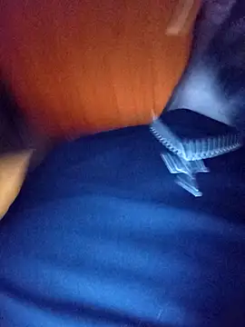 Snapshot of Kw8585kw chatting on 12/05/25, 06:59 Kw8585kw online show from 12/05/25, 06:59