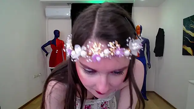 CloudGrace online show from 02/04/25, 06:25