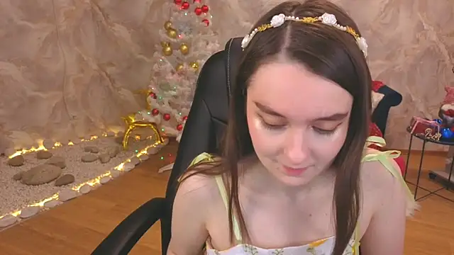 CloudGrace online show from 12/21/25, 03:13