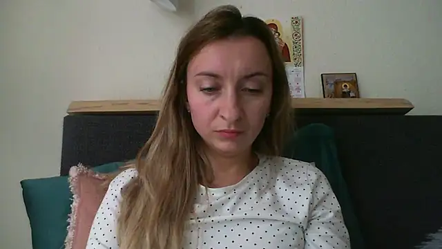 Snapshot of SusanCurt chatting on 12/24/24, 01:06 SusanCurt online show from 12/24/24, 01:06