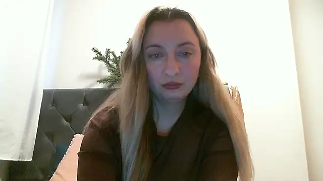 SusanCurt online show from 01/15/26, 03:27