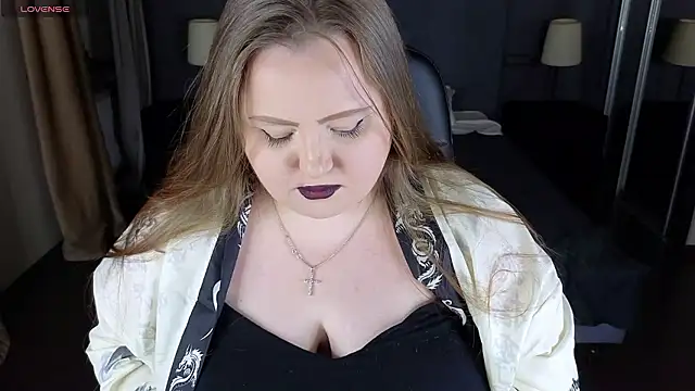 Snapshot of EMMA__CONNOR chatting on 12/03/24, 01:41 EMMA  CONNOR online show from 12/03/24, 01:41