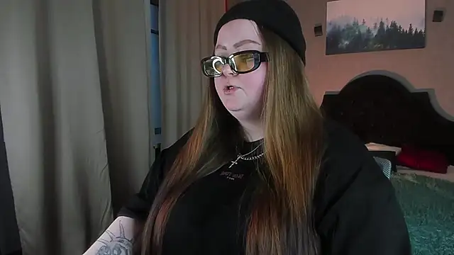 Snapshot of EMMA__CONNOR chatting on 01/23/25, 07:11 EMMA  CONNOR online show from 01/23/25, 07:11