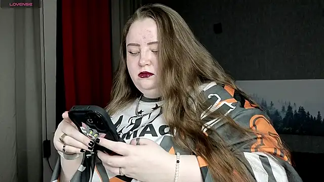 EMMA  CONNOR online show from 11/09/25, 10:08