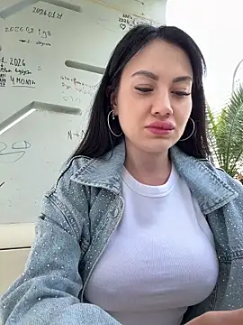 Wet  Bunny online show from 05/11/26, 09:48