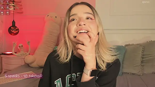  Tammara  online show from 10/20/25, 09:04