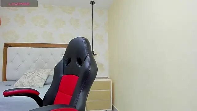 clarisKlein online show from 10/03/25, 03:47