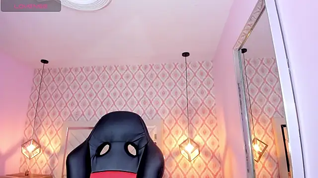 Snapshot of clarisKlein chatting on 07/07/26, 12:20 clarisKlein online show from 07/07/26, 12:20