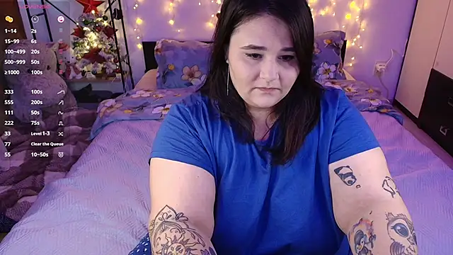 Snapshot of naughtykiss chatting on 12/15/25, 12:42 naughtykiss online show from 12/15/25, 12:42