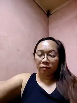 Snapshot of asianwet4u chatting on 04/21/26, 05:47 asianwet4u online show from 04/21/26, 05:47
