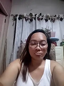 Snapshot of asianwet4u chatting on 04/27/26, 12:03 asianwet4u online show from 04/27/26, 12:03