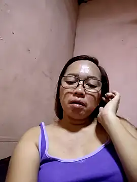 Snapshot of asianwet4u chatting on 05/12/26, 06:21 asianwet4u online show from 05/12/26, 06:21