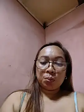 Snapshot of asianwet4u chatting on 06/02/26, 04:42 asianwet4u online show from 06/02/26, 04:42