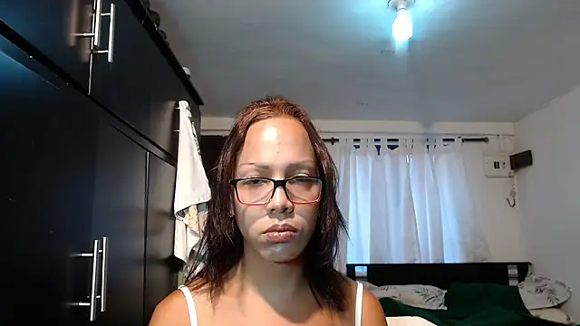 Snapshot of sensual_nataliee chatting on 12/12/24, 10:09 sensual nataliee online show from 12/12/24, 10:09