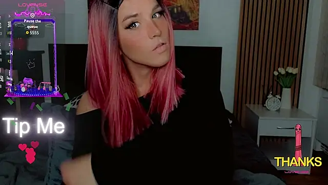 Snapshot of HelenSpellman chatting on 06/22/26, 09:34 HelenSpellman online show from 06/22/26, 09:34