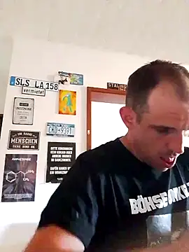 Snapshot of Codymc89 chatting on 04/29/26, 02:32 Codymc89 online show from 04/29/26, 02:32