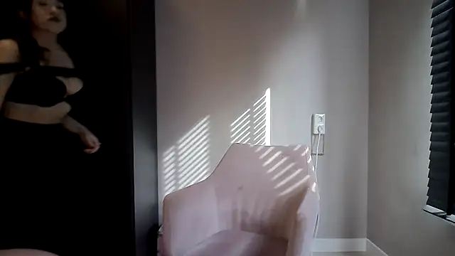 avajade online show from 02/18/26, 11:39