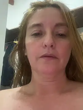 Snapshot of moniquerainx chatting on 02/10/25, 02:30 moniquerainx online show from 02/10/25, 02:30