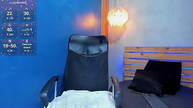 niky doll  online show from 10/13/25, 01:22