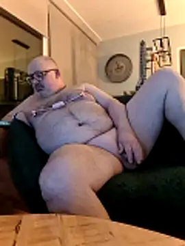 Snapshot of Bibear197511 chatting on 11/24/25, 09:58 Bibear197511 online show from 11/24/25, 09:58