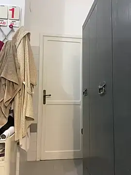 Snapshot of ANONIMO7735 chatting on 03/02/25, 01:05 ANONIMO7735 online show from 03/02/25, 01:05