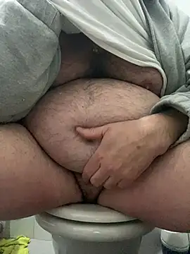 Snapshot of ANONIMO7735 chatting on 03/10/25, 10:13 ANONIMO7735 online show from 03/10/25, 10:13