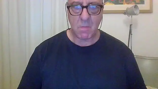 Snapshot of ANONIMO7735 chatting on 09/19/25, 05:02 ANONIMO7735 online show from 09/19/25, 05:02