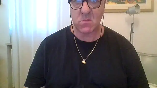 Snapshot of ANONIMO7735 chatting on 09/23/25, 04:59 ANONIMO7735 online show from 09/23/25, 04:59