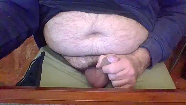 Snapshot of ANONIMO7735 chatting on 12/14/25, 06:19 ANONIMO7735 online show from 12/14/25, 06:19