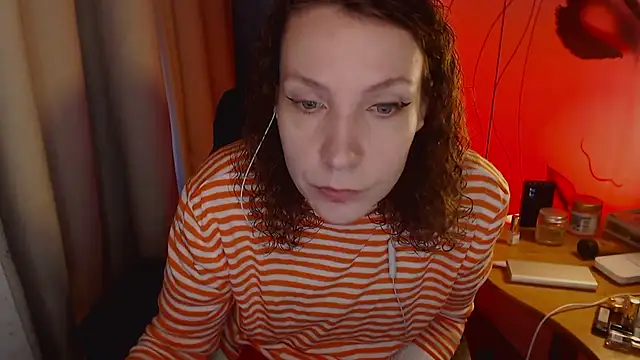 JohansonKatie online show from 01/17/25, 06:47