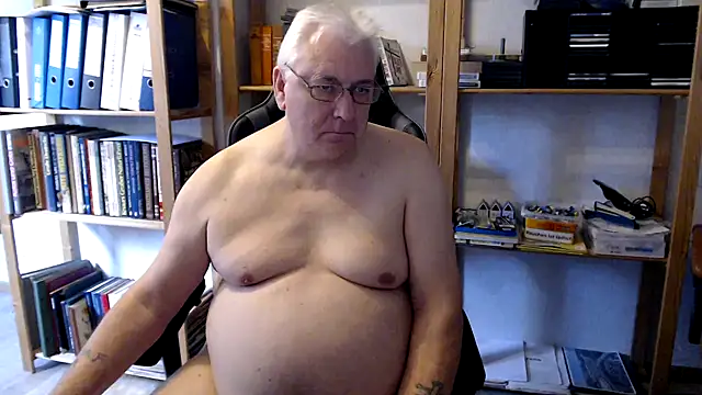 SchwanzhureXXL online show from 09/14/25, 08:46