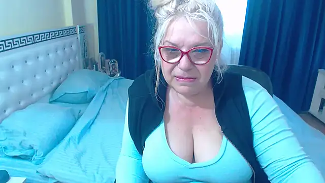 SonyaHotMilf online show from 05/15/26, 11:50