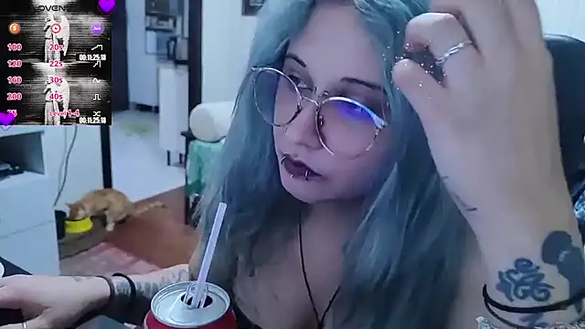 Snapshot of ElfGrey chatting on 10/03/25, 05:15 ElfGrey online show from 10/03/25, 05:15