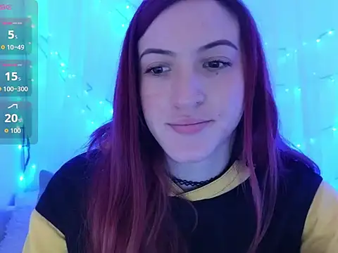 Snapshot of ninaa_fox chatting on 04/18/26, 03:49 ninaa fox online show from 04/18/26, 03:49