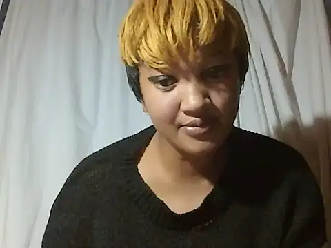 AVRILA online show from 12/16/25, 06:51