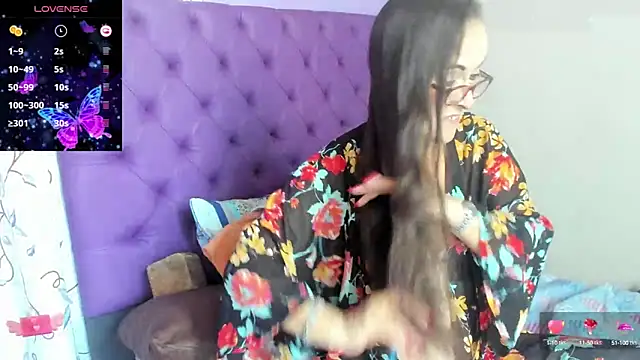 Margoth clain online show from 03/19/25, 08:32