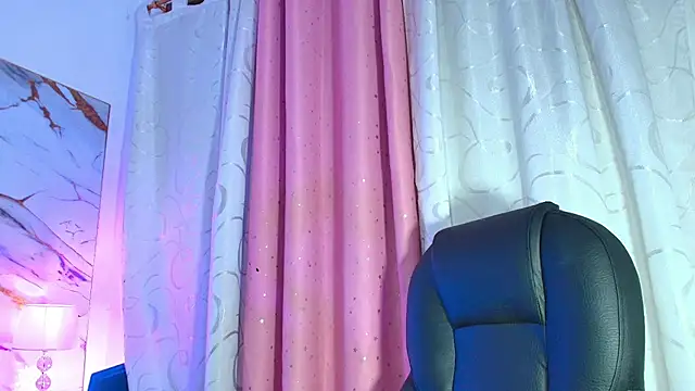 Snapshot of Susana_garciia1 chatting on 02/14/26, 05:15 Susana garciia1 online show from 02/14/26, 05:15
